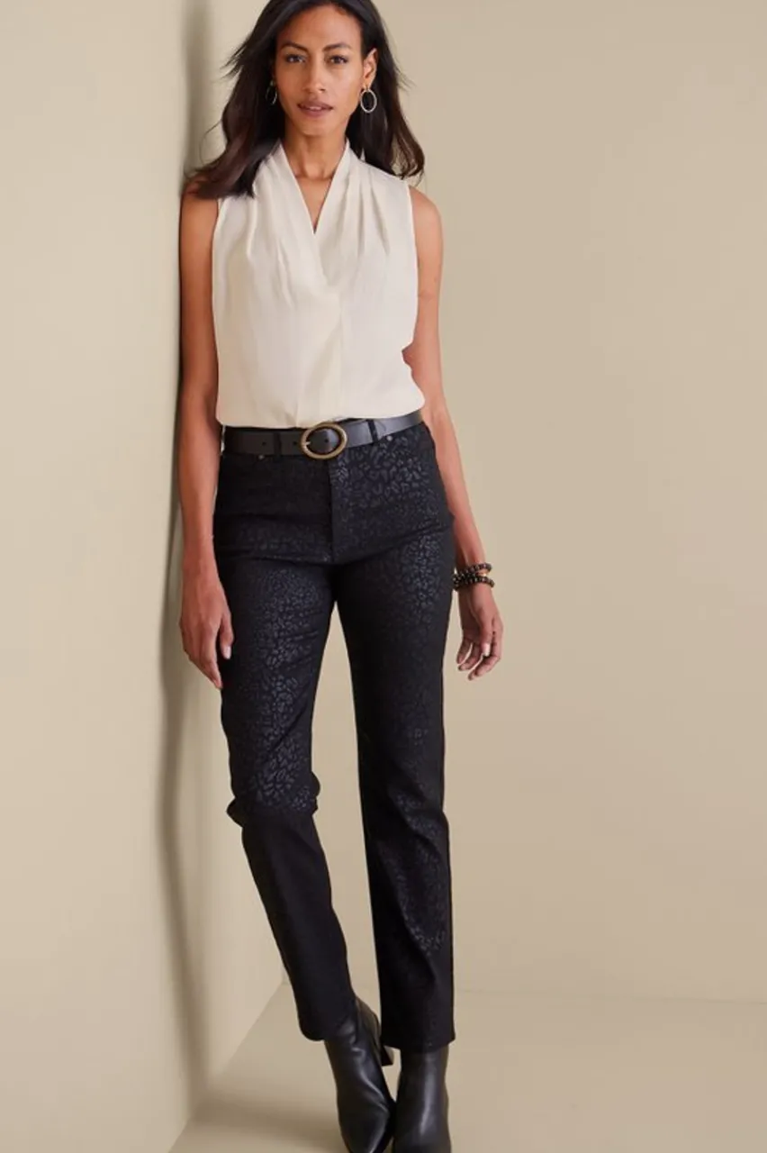 Online Akira Tank Tops