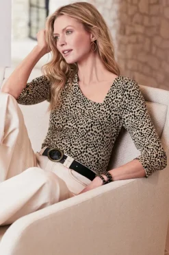 Discount Anesha Top Tops