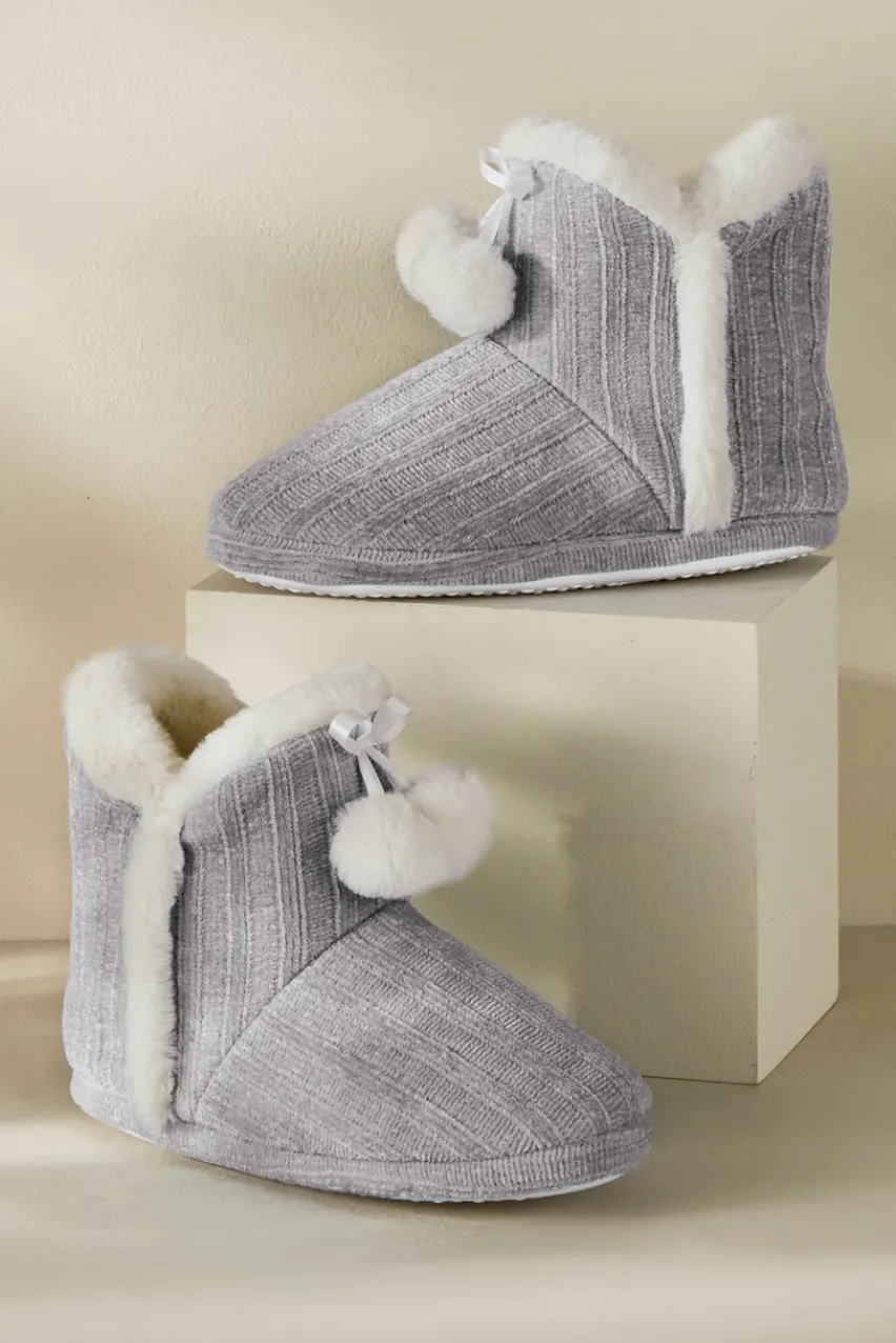 Clearance Ashlyn Cabled Bootie Slippers Shoes