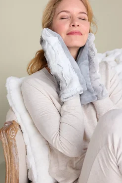 Lavender Spa Mittens Beauty