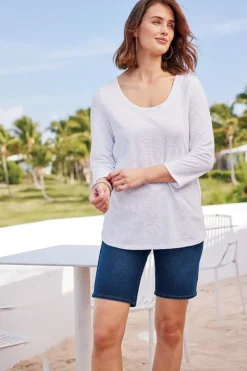 New Linnea Embroidered 3/4 Sleeve Tee Tops