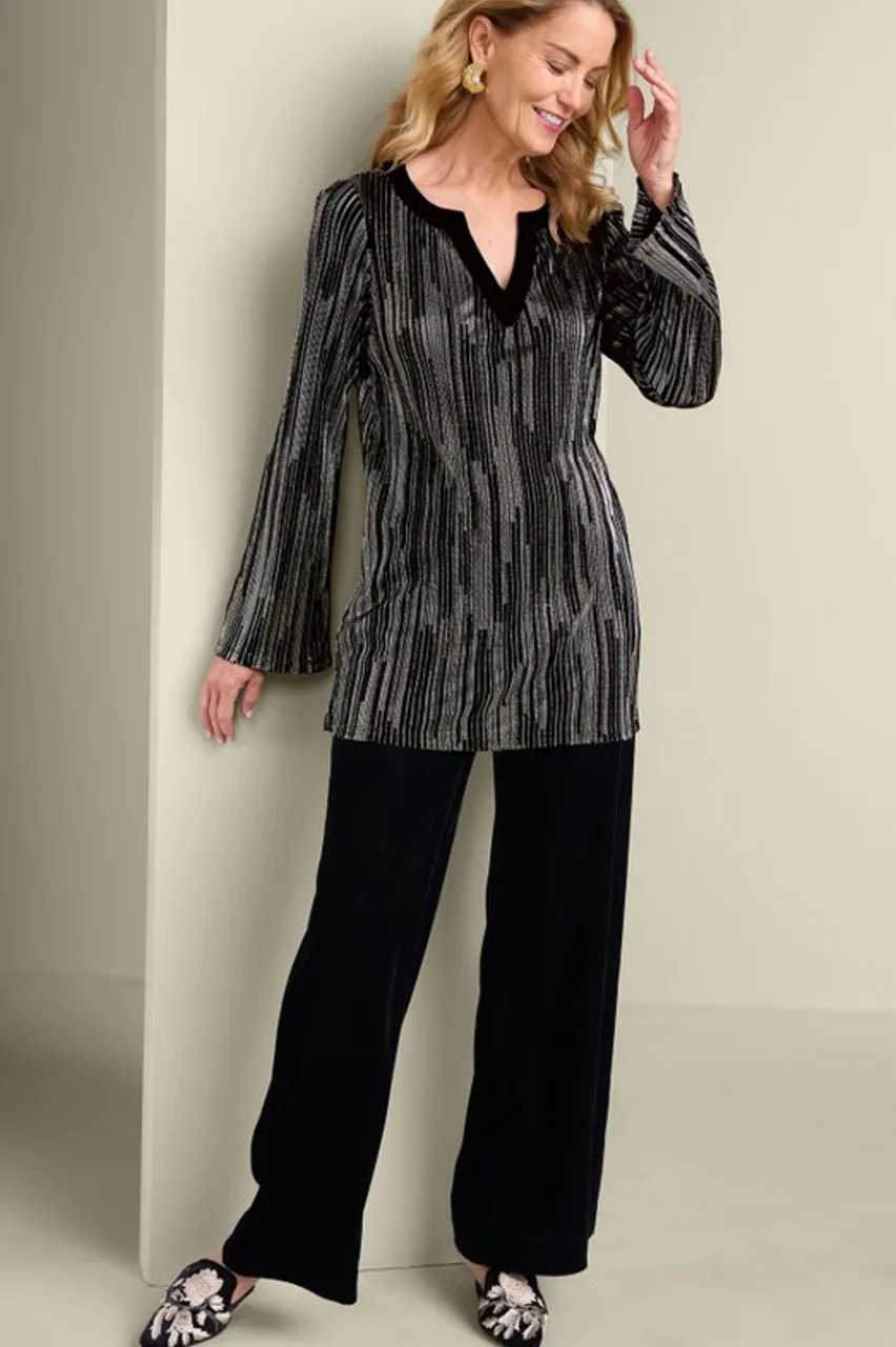 Clearance Nevelle Tunic Tops