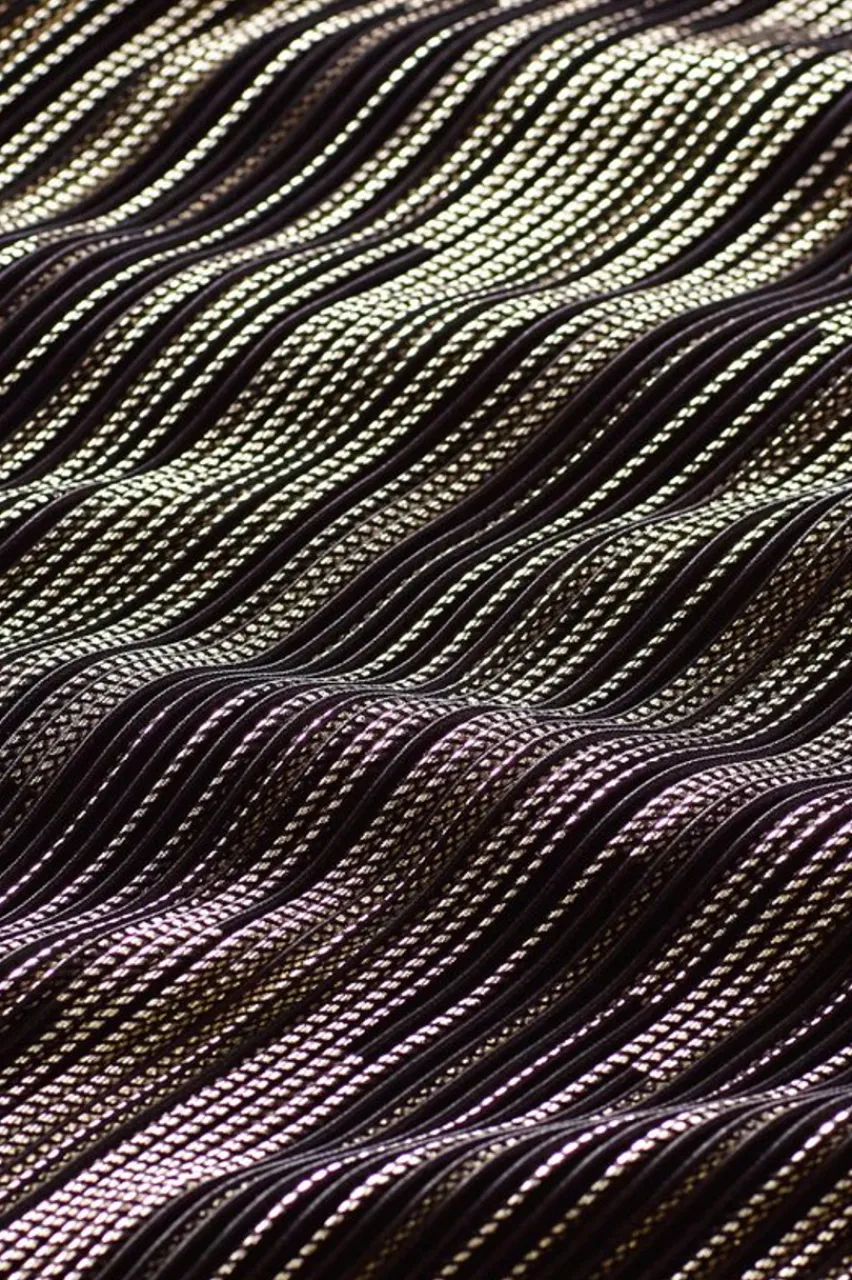 Clearance Nevelle Tunic Tops