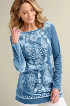 Hot Nori Embroidered Velvet Tunic Tops