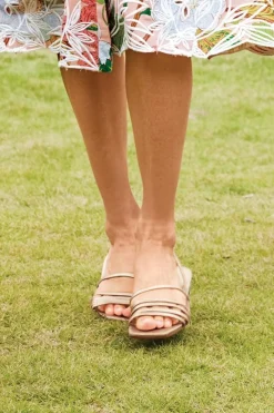 Best Pelle Moda Haize Strappy Sandal Shoes