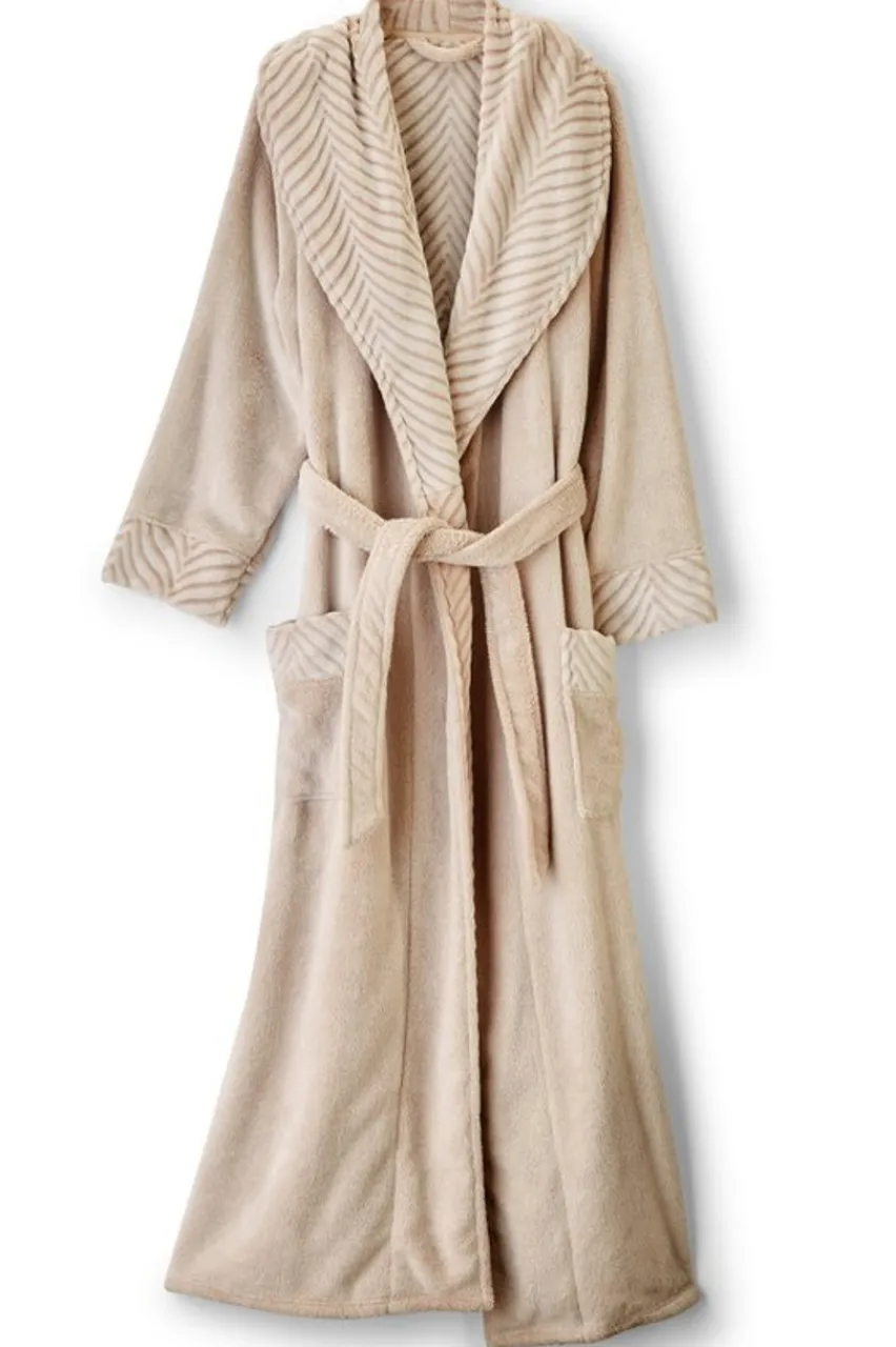 Online Royal Plush Robe Sleepwear & Lounge